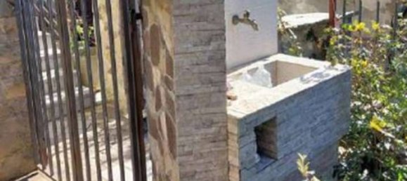 4 غرف نوم شقة في Pignola, Italy رقم 346000 25