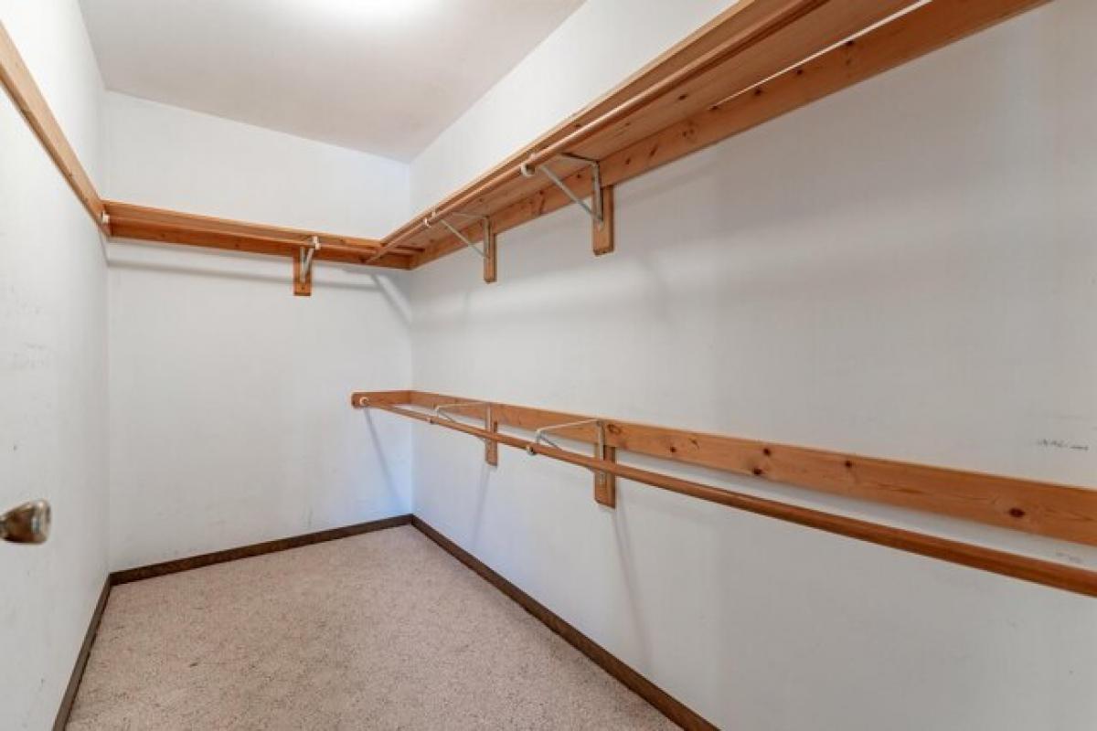 3 bedrooms House in Lowell, USA No. 400712