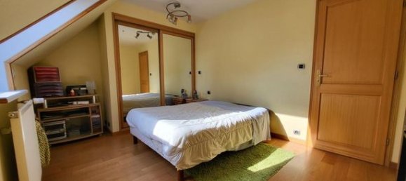 3 bedrooms House in Sainte-Genevieve, France No. 300371 10