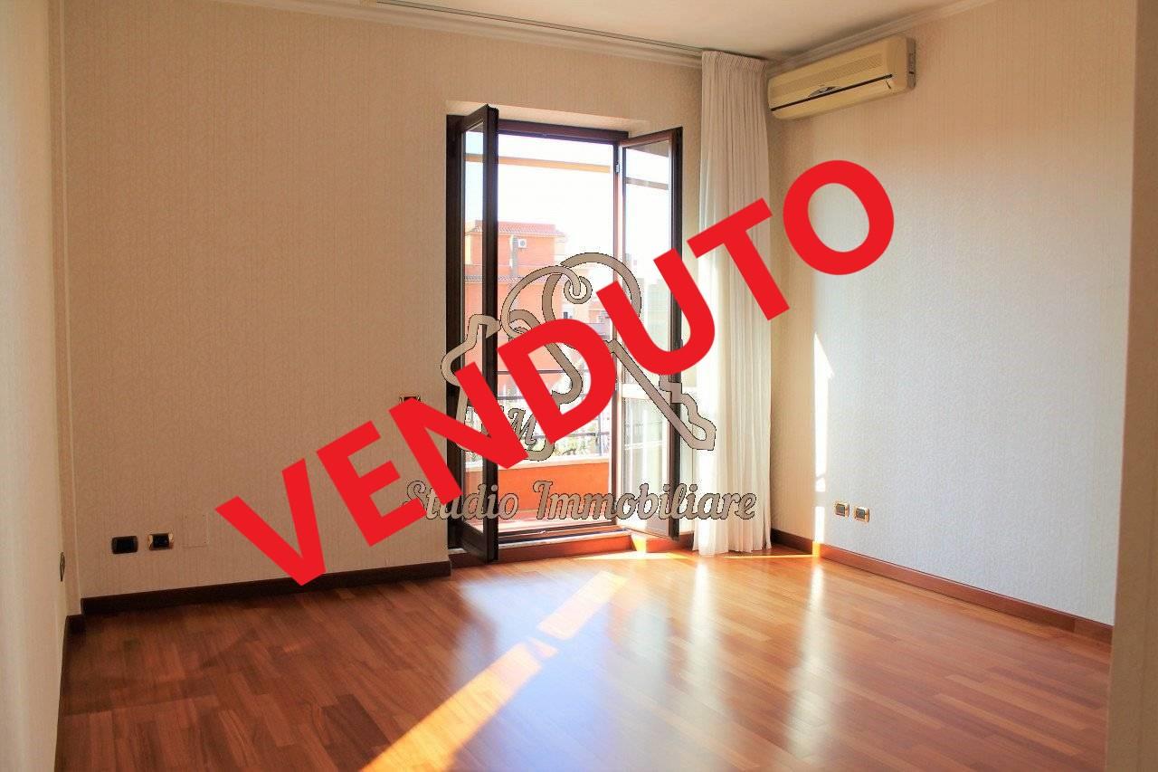 Apartamento de 3 divisões em Rome, Italy N.º 232000