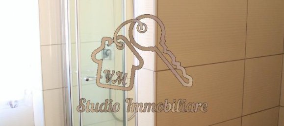 Apartamento de 3 divisões em Rome, Italy N.º 232000 14