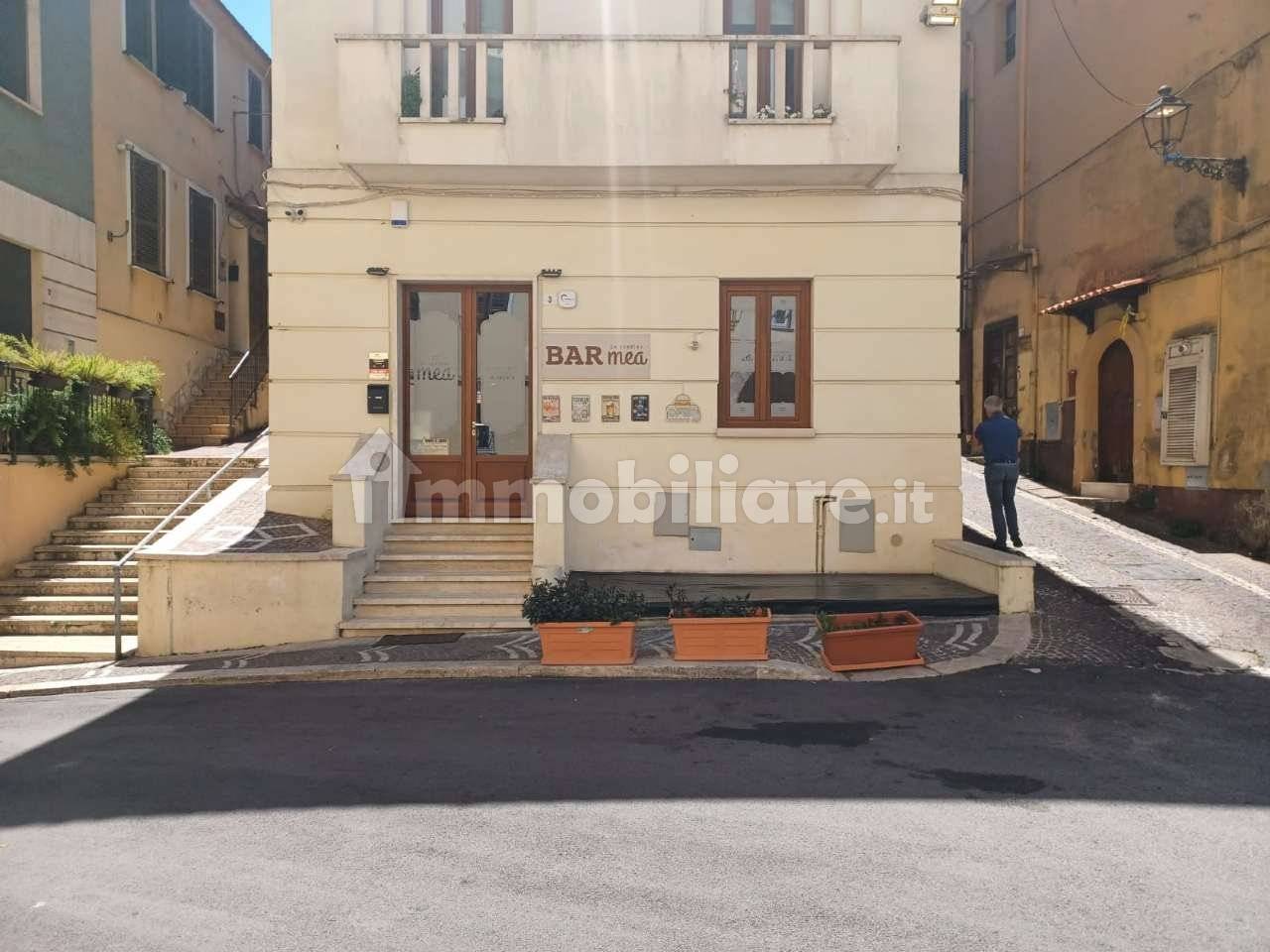 Propiedad comercial en Frosinone, Italy 65 m² No. 272793