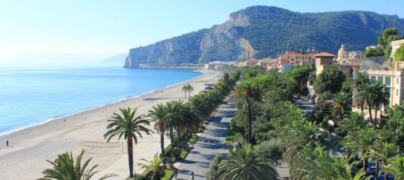 2 rooms Apartment in Finale Ligure, Italy No. 175105 11