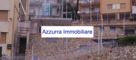 2 rooms Apartment in Finale Ligure, Italy No. 175105 2