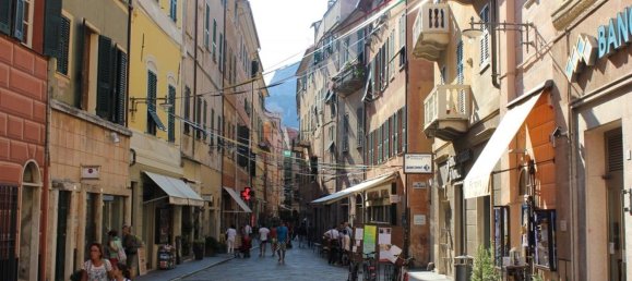 2 rooms Apartment in Finale Ligure, Italy No. 175105 7