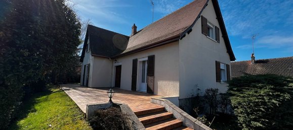 4 bedrooms House in Fleury-les-Aubrais, France No. 217749 3