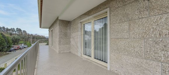 Casa de 4 dormitorios en Povoa de Lanhoso, Portugal No. 37269 2