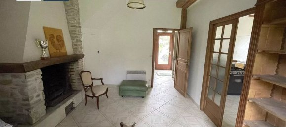 3 chambres Maison à Crépy-en-Valois, France No. 78937 5