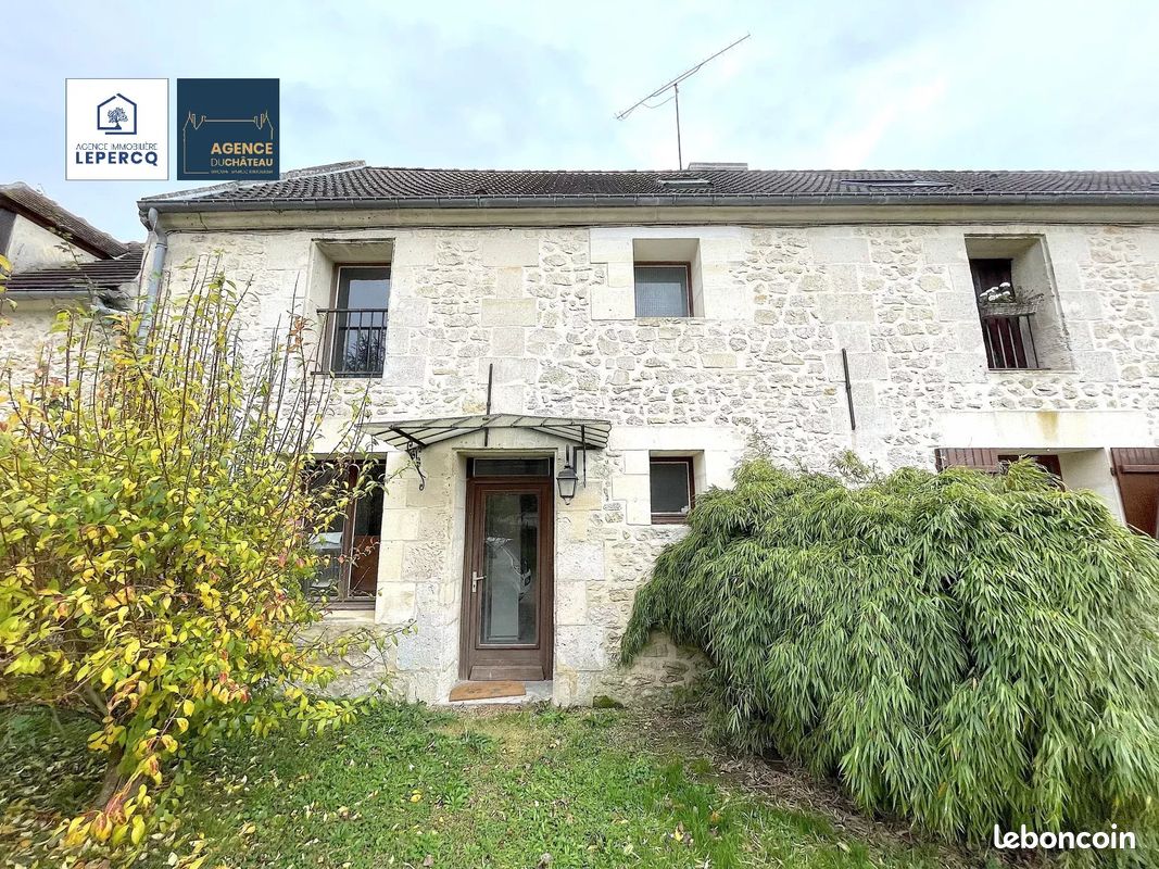 3 chambres Maison à Crépy-en-Valois, France No. 78937