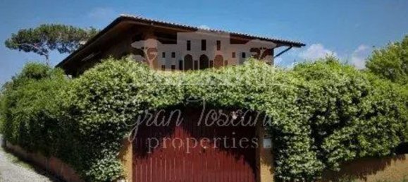15 rooms Villa in Forte dei Marmi, Italy No. 298464 3
