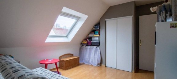 5 bedrooms House in Chelles, France No. 328939 10