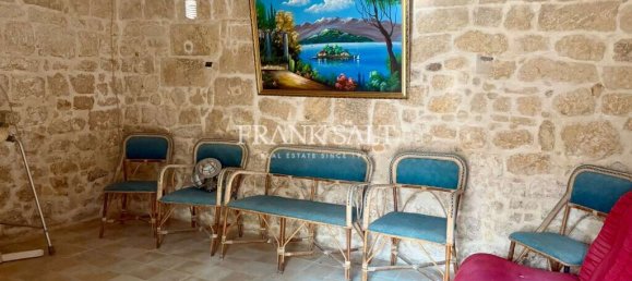 Casa de 4 dormitorios en Siggiewi, Malta No. 1662 11