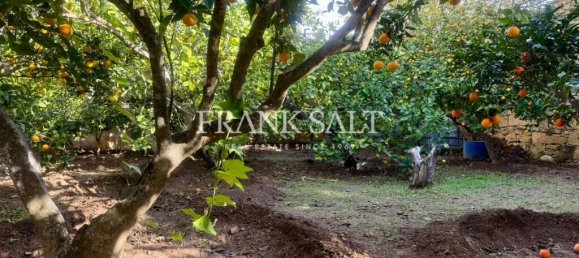 Casa de 4 dormitorios en Siggiewi, Malta No. 1662 2