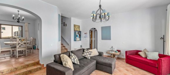 3 bedrooms Villa in Albufeira, Portugal No. 137109 8