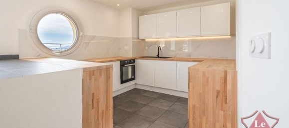 2 Schlafzimmer Doppelhaus in Montelimar, France, Nr. 208594 5