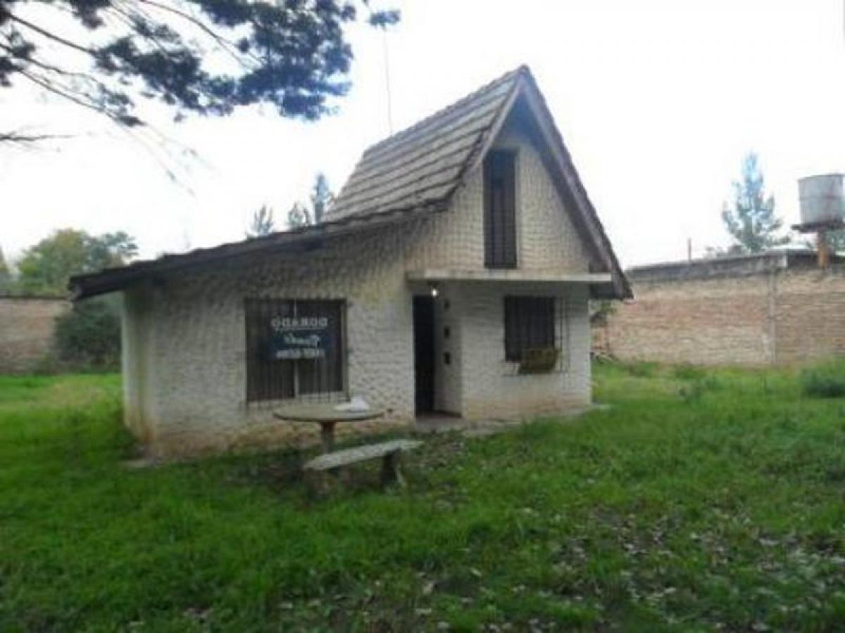 2 bedrooms Commercial property in Malvinas Argentinas, Argentina No. 26927