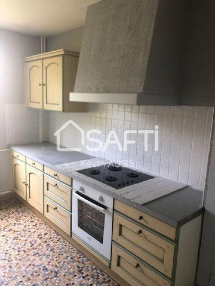 3 bedrooms Apartment in Blois, France No. 12616