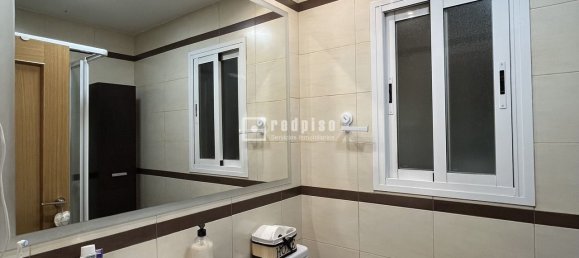 Apartamento de 2 dormitorios en Madrid, Spain No. 168356 22