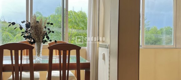 Apartamento de 2 dormitorios en Madrid, Spain No. 168356 3