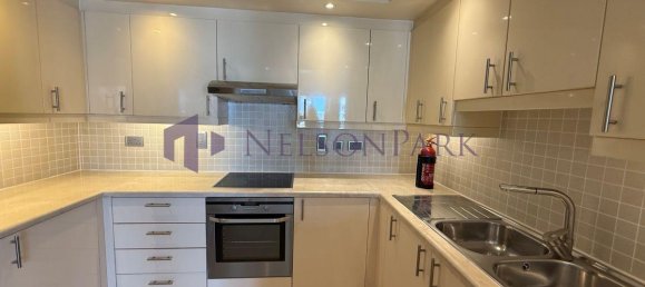 3 bedrooms Apartment in Doha, Qatar No. 1295 5