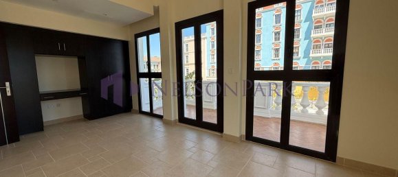 3 bedrooms Apartment in Doha, Qatar No. 1295 8