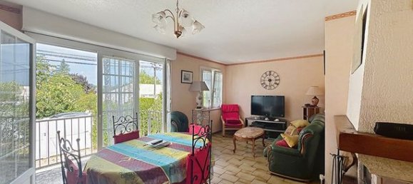 Casa de 2 dormitorios en Saintry-sur-Seine, France No. 311941 2