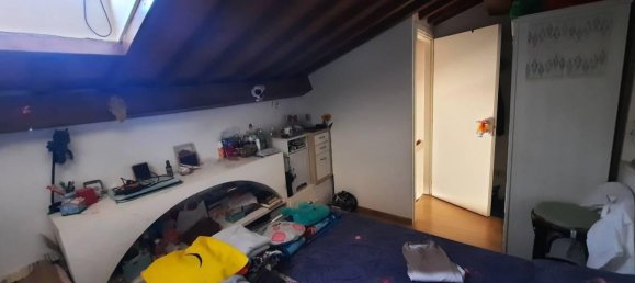 4 rooms Apartment in Florence, Italy No. 107777 9