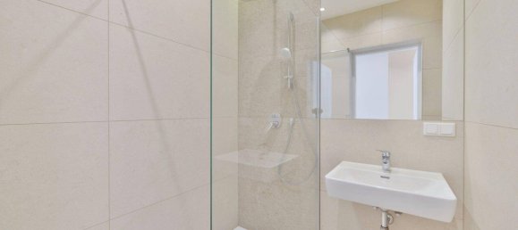 3 rooms Apartment in Alsergrund, Austria No. 186863 9