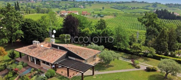 Вилла с 12 комнатами в Конельяно, Италия № 86683 42