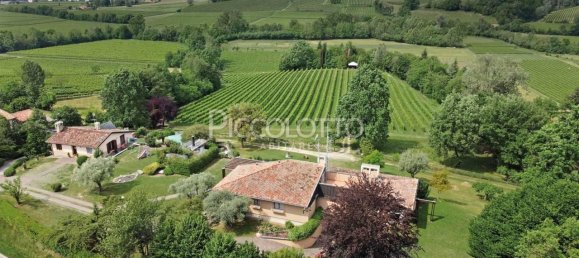 Вилла с 12 комнатами в Конельяно, Италия № 86683 4