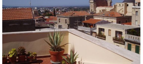 3غرفة شقة في Sassari, Italy رقم 350038 4