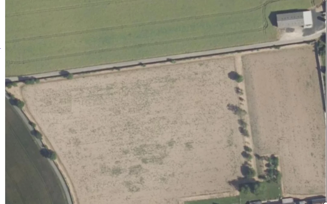 Terrain à Suèvres, France 36000m² No. 215825