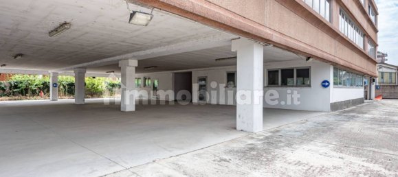 5 rooms Office in Trezzano sul Naviglio, Italy No. 13203 4