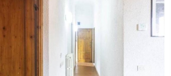 4 rooms Apartment in Fiesole, Italy No. 36096 16