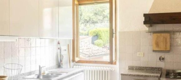 4 rooms Apartment in Fiesole, Italy No. 36096 14