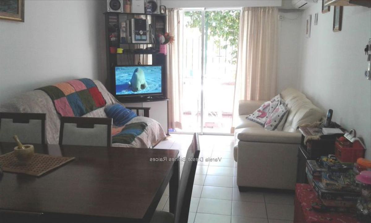 2 bedrooms Apartment in Montevideo, Uruguay No. 3669