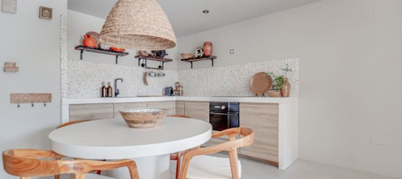 2 bedrooms Apartment in Marbella, Spain No. 126510 3