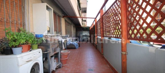 4 bedrooms Apartment in Rome, Italy No. 272624 21