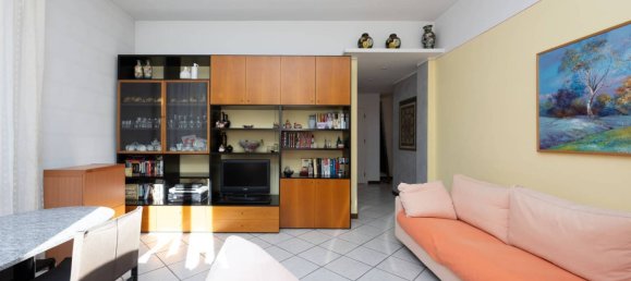 2 bedrooms Apartment in Boltiere, Italy No. 272448 9
