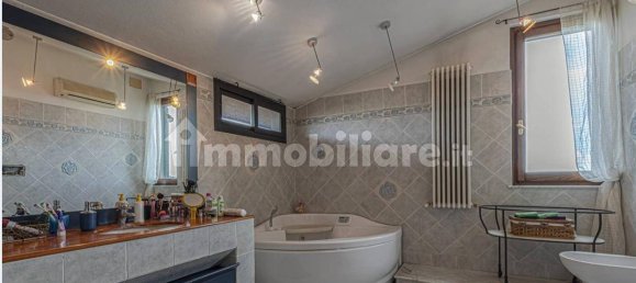 4 غرف نوم فيلا في Quarrata, Italy رقم 46003 6