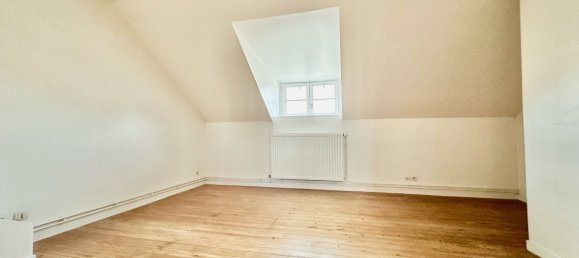 3 bedrooms House in Montepilloy, France No. 215769 7