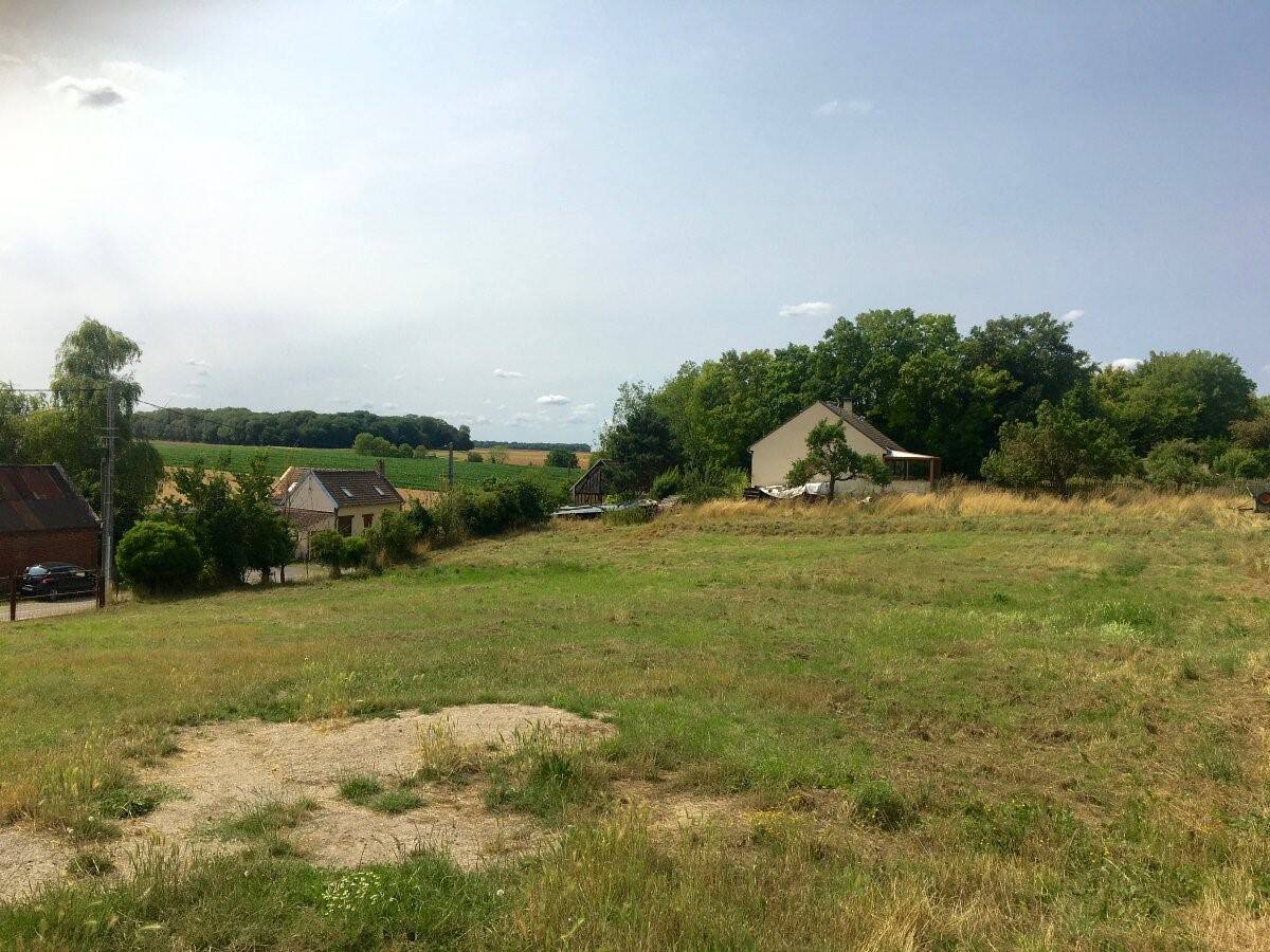 Terrain à Mézières-en-Santerre, France 952m² No. 214196