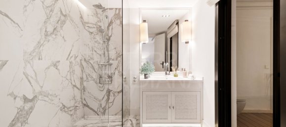 7 Schlafzimmer Villa in Marbella, Spain, Nr. 73724 13