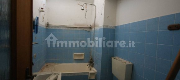 6 bedrooms Apartment in Ziano Piacentino, Italy No. 90207 16