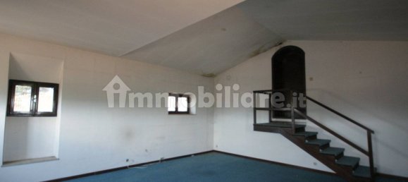 6 bedrooms Apartment in Ziano Piacentino, Italy No. 90207 5