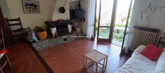 3 bedrooms House in Laveno-Mombello, Italy No. 361284 11