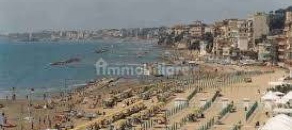 2 chambres Appartement à Nettuno, Italy No. 256102 9