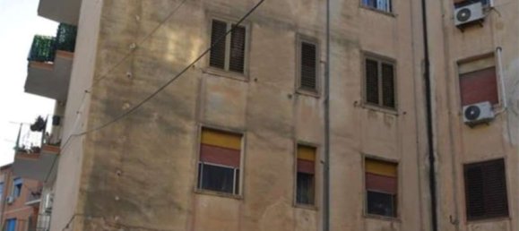 4 rooms Apartment in Catania, Italy No. 49158 5