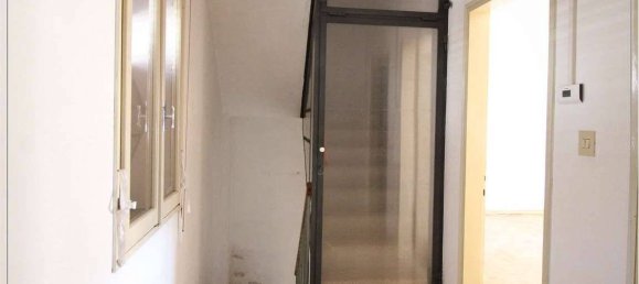 4 bedrooms Villa in Miane, Italy No. 115466 4