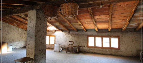 4 bedrooms Villa in Miane, Italy No. 115466 13